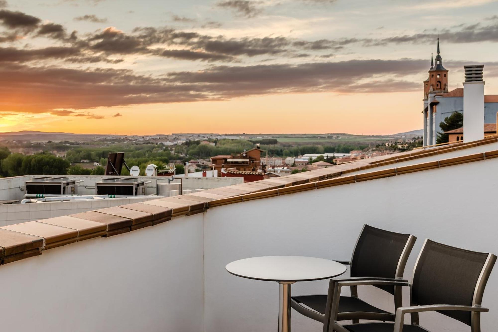 Triple Room Terrace,1716984681:JPEG